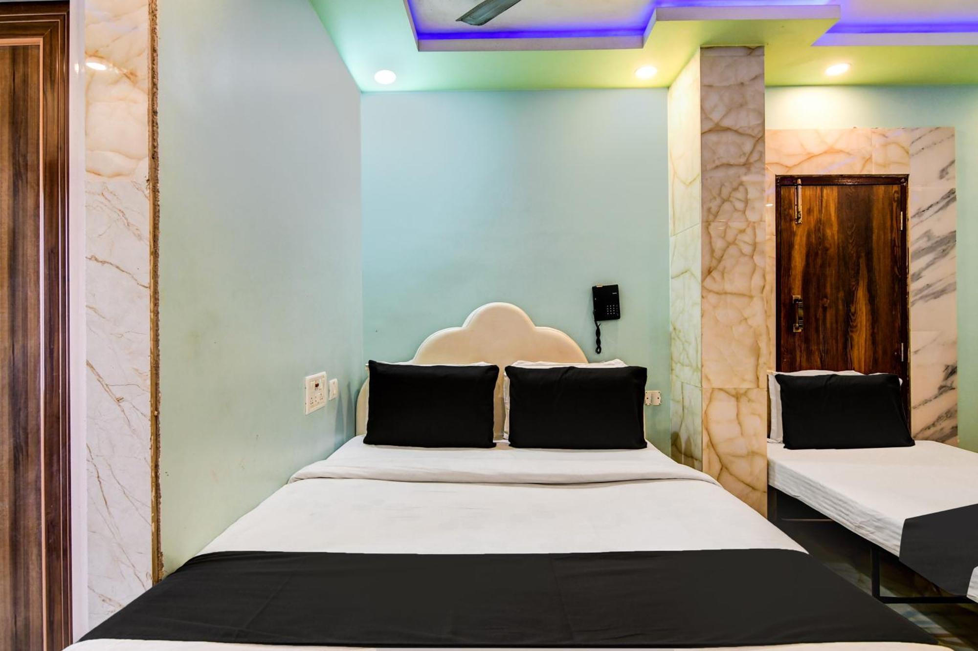 Super Collection O Raj Guest House Near Kolkata Airport Gauripur  Экстерьер фото