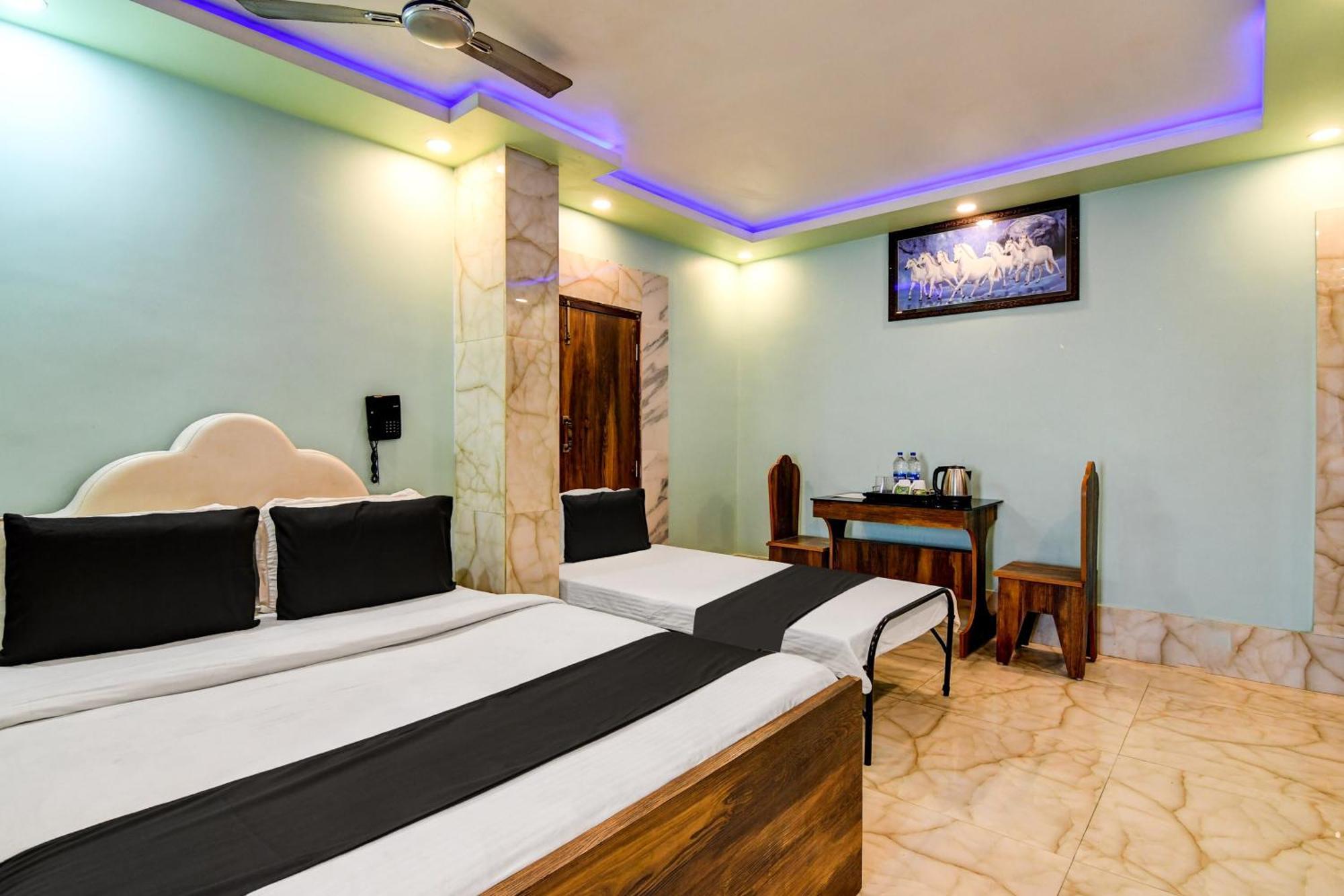 Super Collection O Raj Guest House Near Kolkata Airport Gauripur  Экстерьер фото